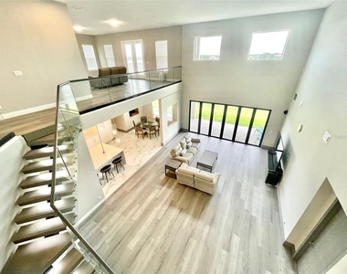 7759 Green Mountain Way - Photo Thumbnail 4