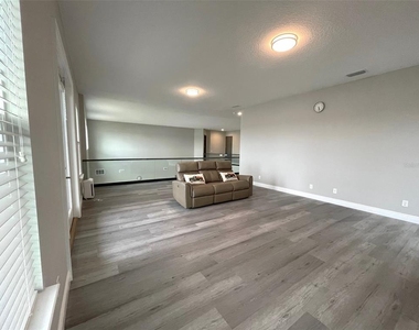 7759 Green Mountain Way - Photo Thumbnail 25