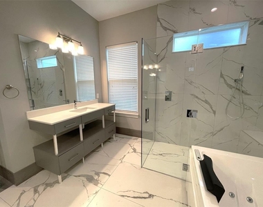7759 Green Mountain Way - Photo Thumbnail 19