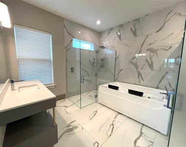 7759 Green Mountain Way - Photo Thumbnail 17