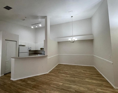 3313 S Kirkman Road - Photo Thumbnail 5