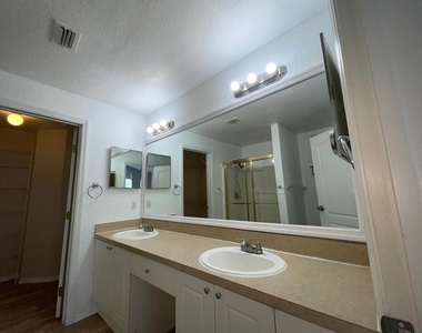 3313 S Kirkman Road - Photo Thumbnail 38