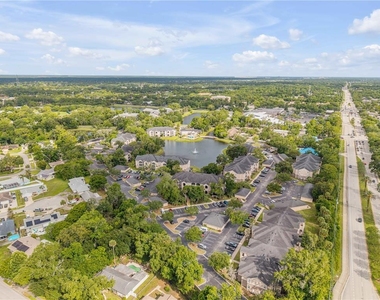 940 Village Trail - Photo Thumbnail 43