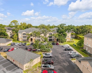 940 Village Trail - Photo Thumbnail 35