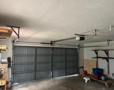 4017 Nw 60th Avenue - Photo Thumbnail 4