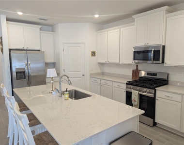 12568 Nw 138th Drive - Photo Thumbnail 9