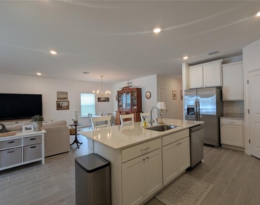 12568 Nw 138th Drive - Photo Thumbnail 3