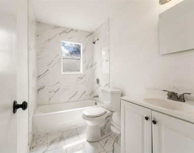 1911 Se 14th Avenue - Photo Thumbnail 15