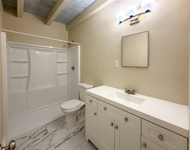 219 Nw 3rd Avenue - Photo Thumbnail 15