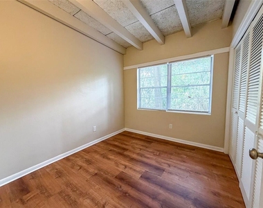 219 Nw 3rd Avenue - Photo Thumbnail 12