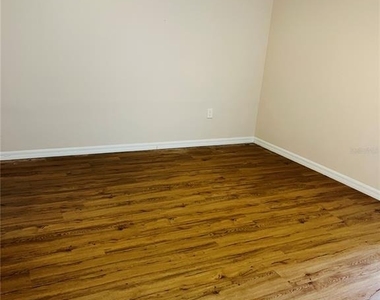5440 Rosewall Circle - Photo Thumbnail 7