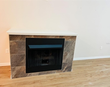 5440 Rosewall Circle - Photo Thumbnail 6