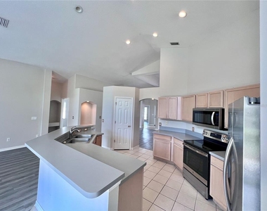 70 Wellesley Lane - Photo Thumbnail 12