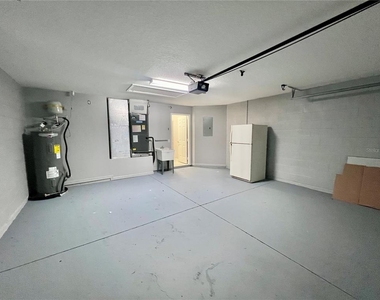 70 Wellesley Lane - Photo Thumbnail 34