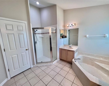 70 Wellesley Lane - Photo Thumbnail 28