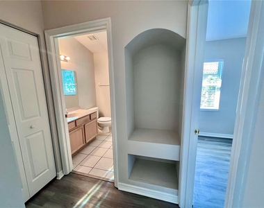 70 Wellesley Lane - Photo Thumbnail 20