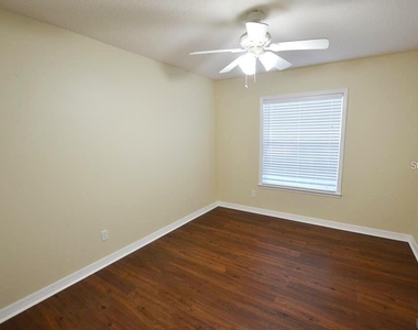42 Farmsworth Drive - Photo Thumbnail 4