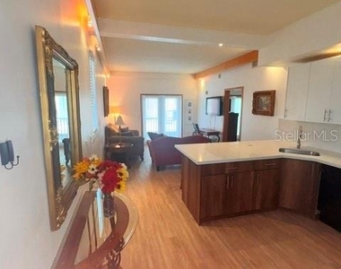 101 Palm Harbor Parkway - Photo Thumbnail 4