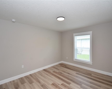 55 Louisiana Drive - Photo Thumbnail 29