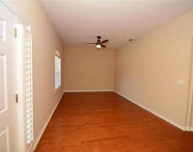 36 Reidsville Drive - Photo Thumbnail 6