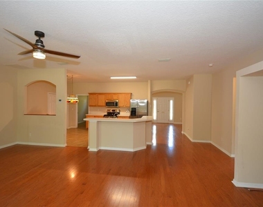 36 Reidsville Drive - Photo Thumbnail 17