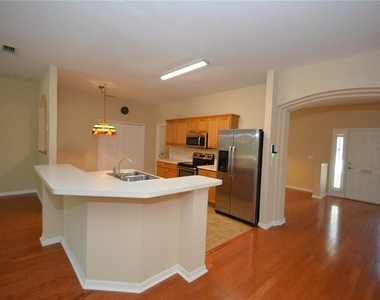 36 Reidsville Drive - Photo Thumbnail 8