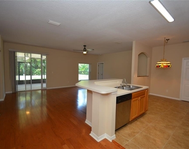 36 Reidsville Drive - Photo Thumbnail 7