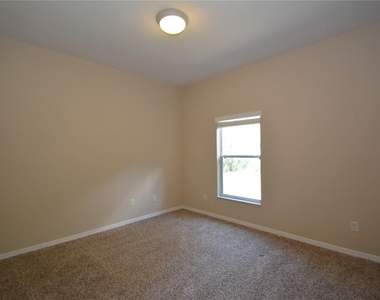 36 Reidsville Drive - Photo Thumbnail 33