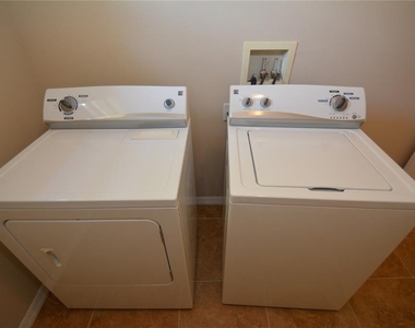 36 Reidsville Drive - Photo Thumbnail 13