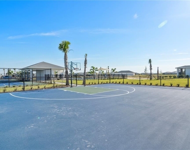 16420 Seven Lakes Avenue - Photo Thumbnail 33