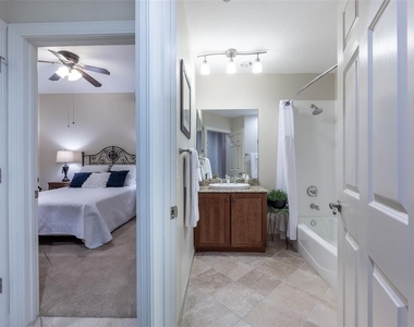 10521 Amberjack Way - Photo Thumbnail 42