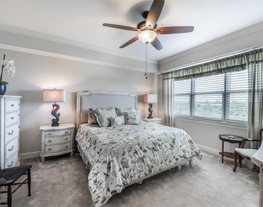 10521 Amberjack Way - Photo Thumbnail 30