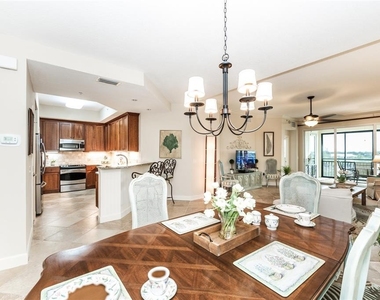10521 Amberjack Way - Photo Thumbnail 10
