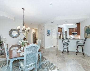 10521 Amberjack Way - Photo Thumbnail 9