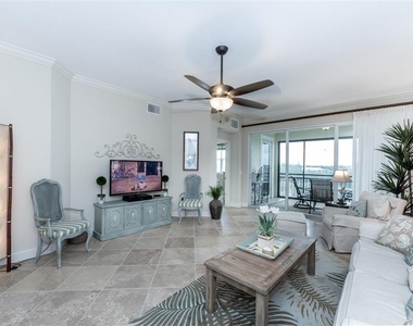 10521 Amberjack Way - Photo Thumbnail 24