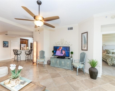 10521 Amberjack Way - Photo Thumbnail 23