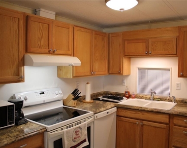 5316 53rd Avenue E - Photo Thumbnail 3