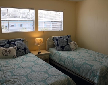 5316 53rd Avenue E - Photo Thumbnail 14