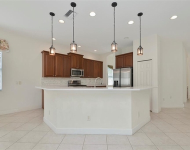 6841 74th Street Circle E - Photo Thumbnail 10