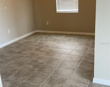 10217 Daybreak Glen - Photo Thumbnail 4