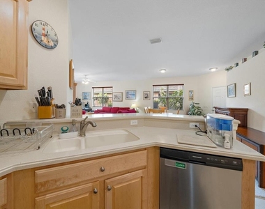 8326 Summer Greens Terrace - Photo Thumbnail 27