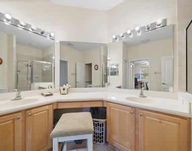 8326 Summer Greens Terrace - Photo Thumbnail 10
