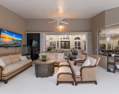 9405 Boxthorn Place - Photo Thumbnail 22