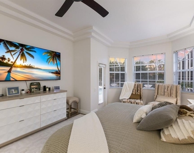 9405 Boxthorn Place - Photo Thumbnail 18