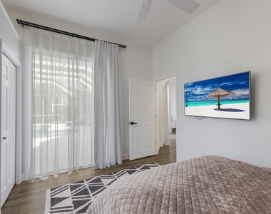 9405 Boxthorn Place - Photo Thumbnail 60