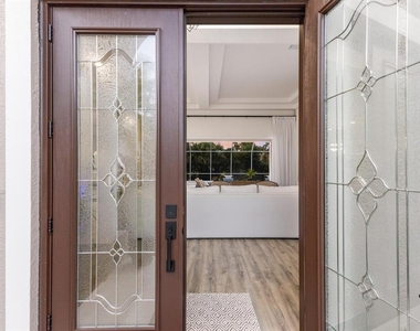 9405 Boxthorn Place - Photo Thumbnail 4