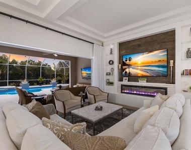 9405 Boxthorn Place - Photo Thumbnail 7