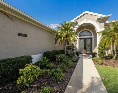 9405 Boxthorn Place - Photo Thumbnail 33