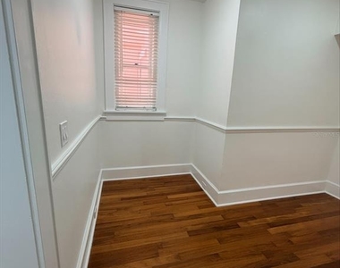 1221 N Palm Avenue - Photo Thumbnail 3