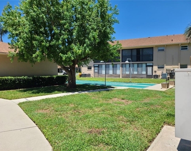 2763 Woodgate Lane - Photo Thumbnail 13